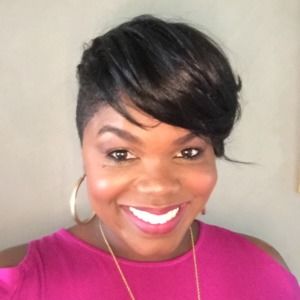 Meet your Posher, Khalia